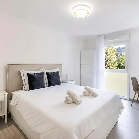 Appartement Du Port With Park View *